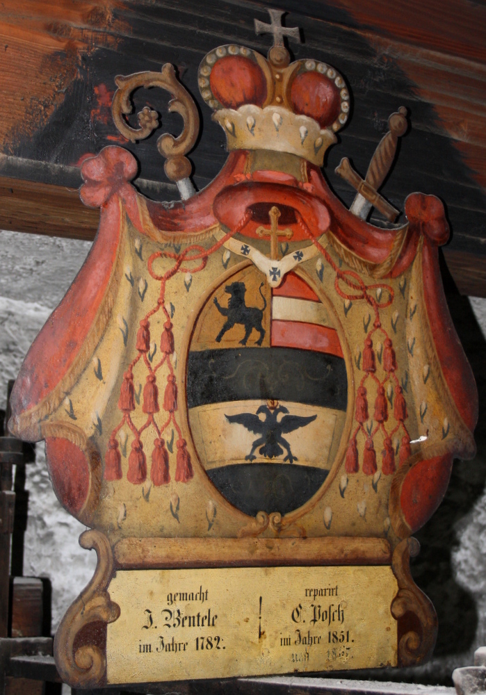 Turmuhrwerk Salzburg, Dom Aufsteckschild mit dem Wappen von Erzbischof Colloredo