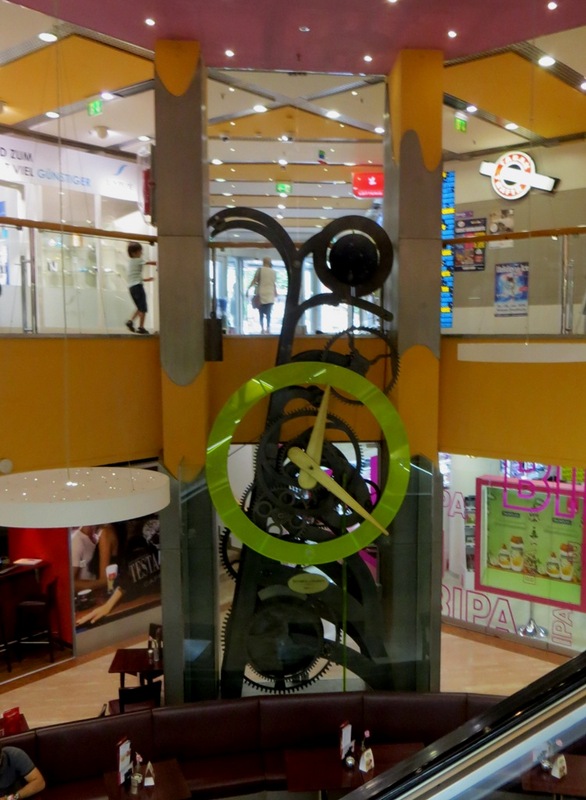 Monumentaluhrwerk Salzburg, Kiesel Passage Gesamtinfo