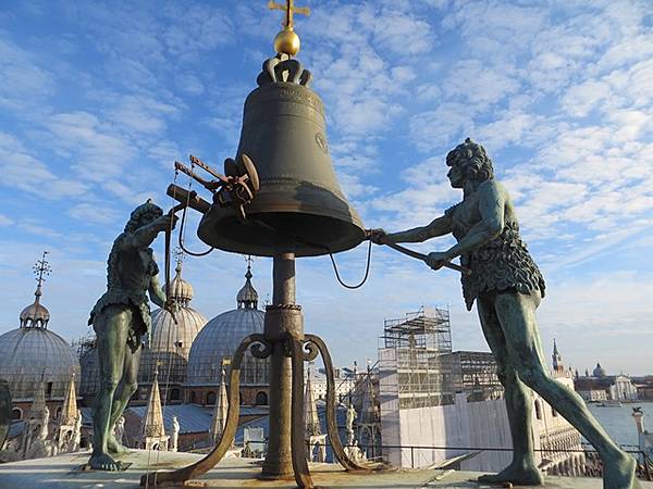 Astronomische Uhr Venedig, Torre dell'Orologio, Jaquemarts