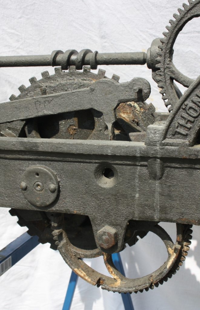 Turmuhrwerk Unicov Windflügelwelle