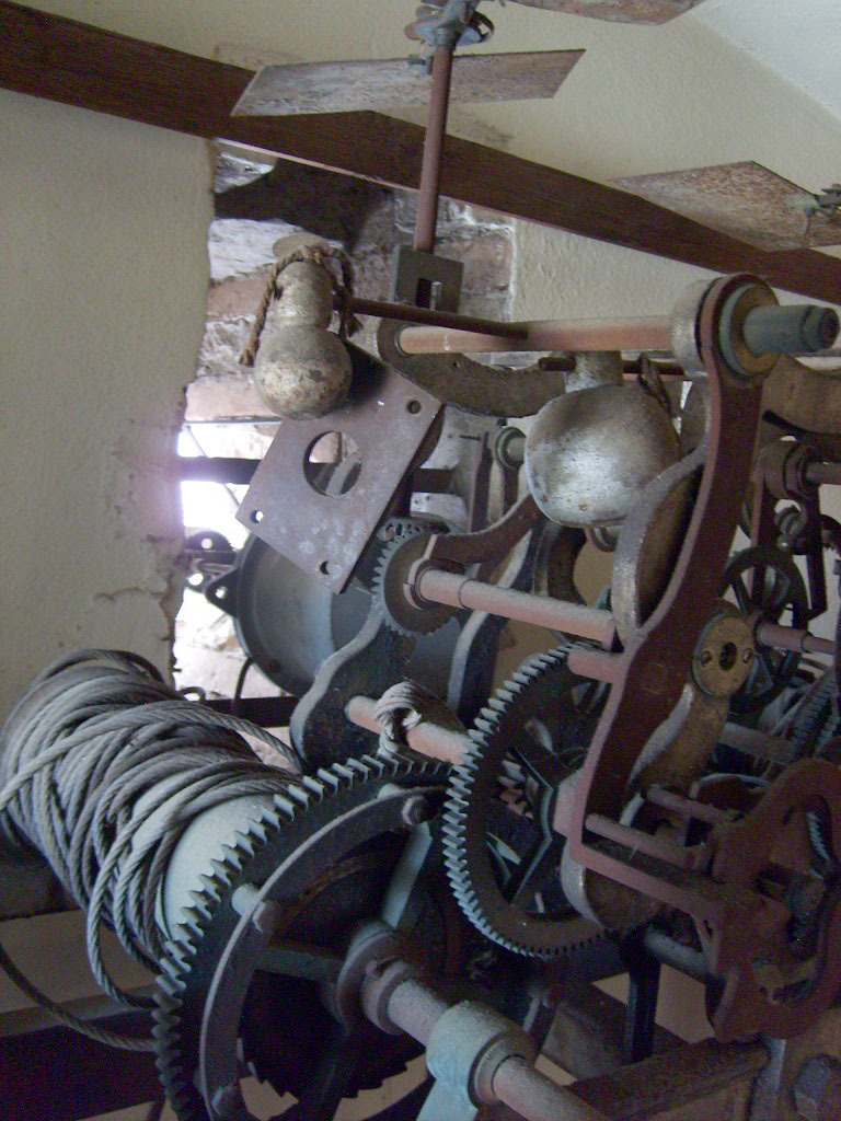 Turmuhrwerk Pula, Sardinien Viertelschlagwerk